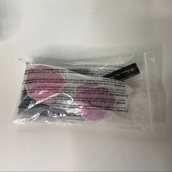 SOLD Quay Australia Matte Gold/Pink Aviators - Picture 7 of 8